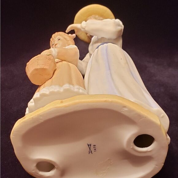 Vintage Homco Mother & Daughter Porcelain Figurine - Picture 7 of 7